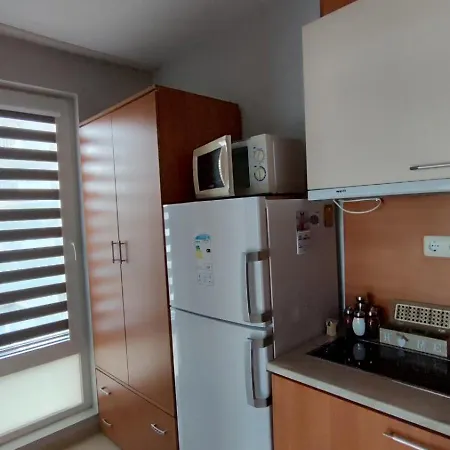 Beatris Modern Comfort 72m2 Apartmán
