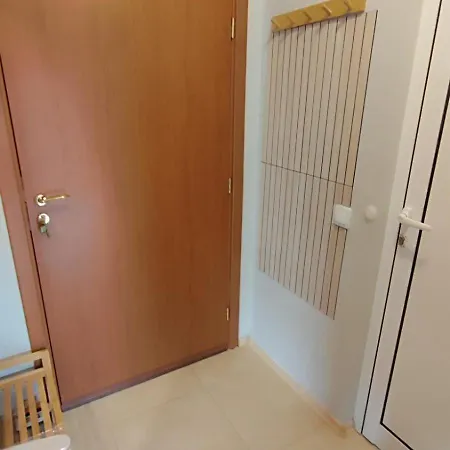 Beatris Modern Comfort 72m2 Apartmán