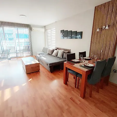 Beatris Modern Comfort 72m2